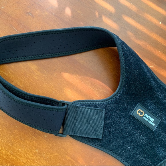 Copper Compression Posture Corrector Shoulder Brace for Men and Women size M/S - Picture 6 of 10